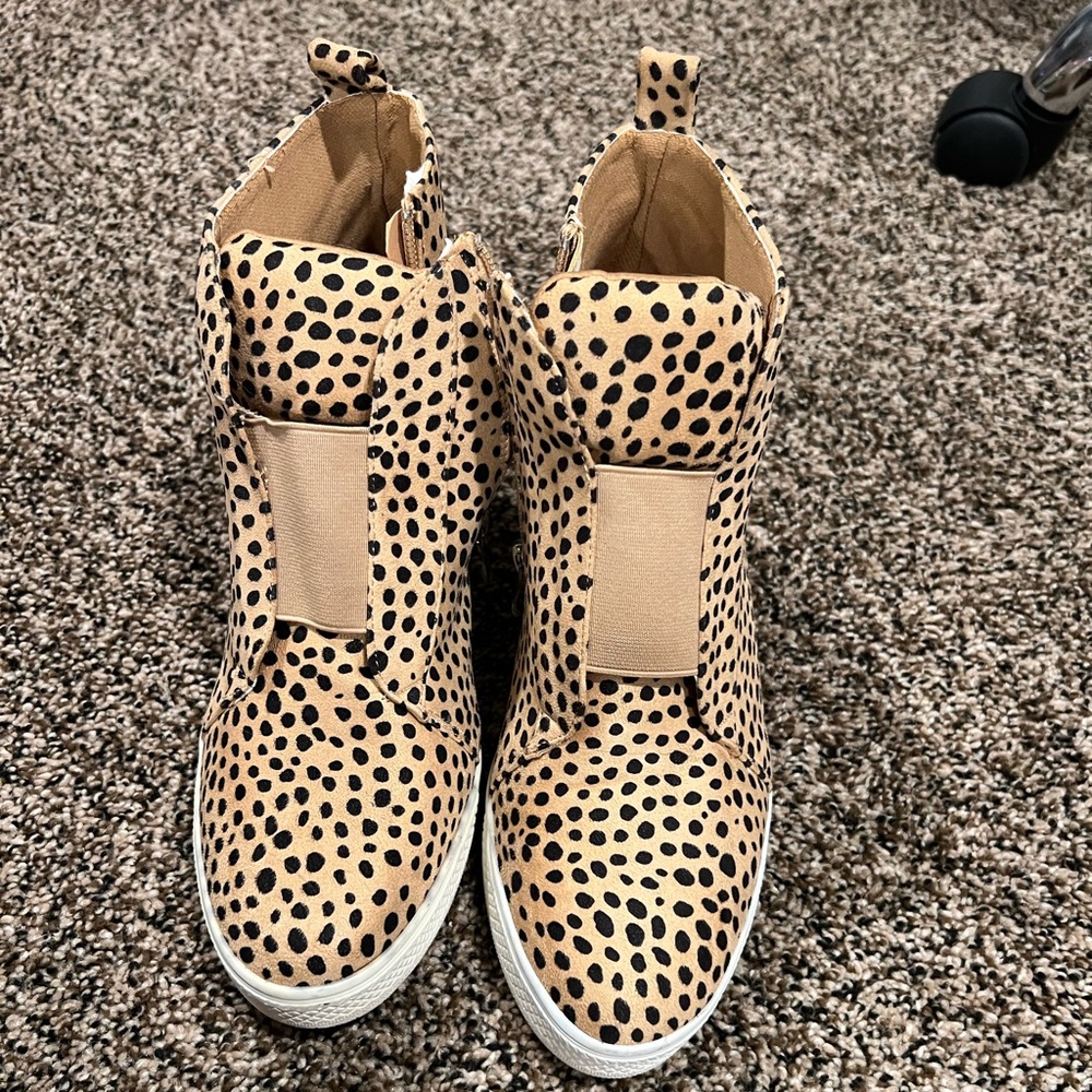 CCOCCI Tan and Black Polka Dot Sneakers